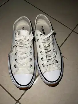 Sepatu converse