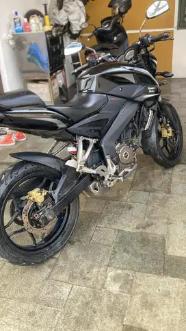 Pulsar 200 NS Original