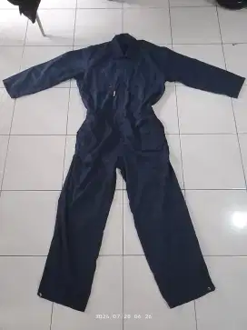 Wearpack lengan panjang warna biru gelap