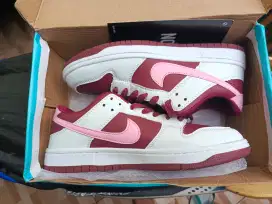 Nike SB Dunk Low Valentine day