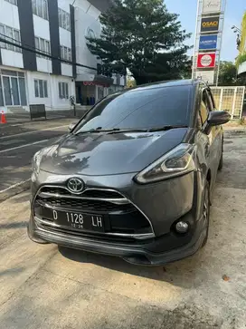 Toyota Sienta Q Matic 2016 Bensin