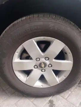 Velg captiva R16