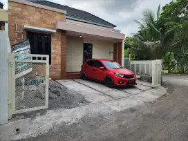 Jual Rumah Baru Jalan Kaliurang Dekat UII