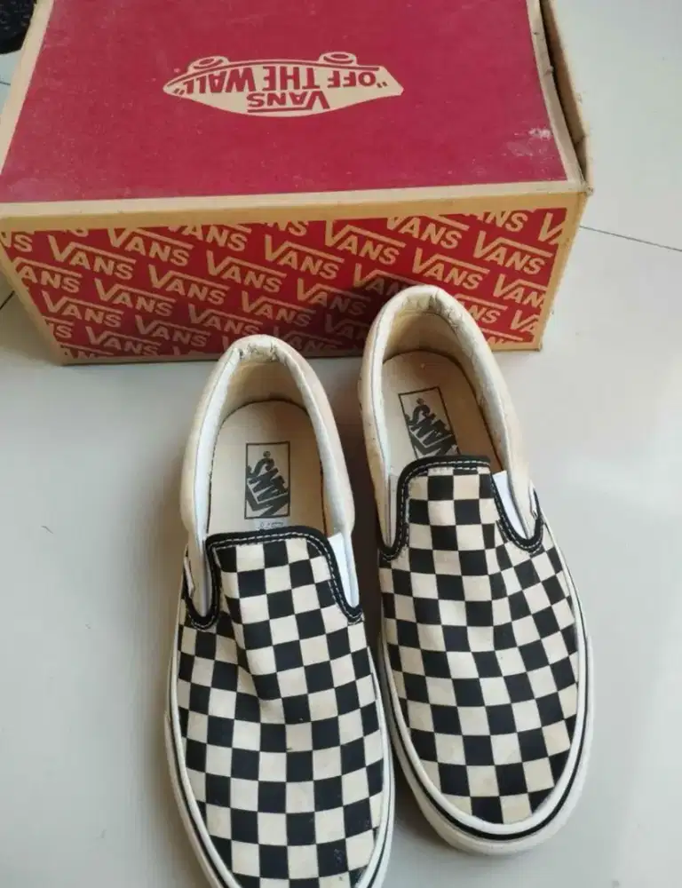 Dijual vans checkerboard size 8 original 100%