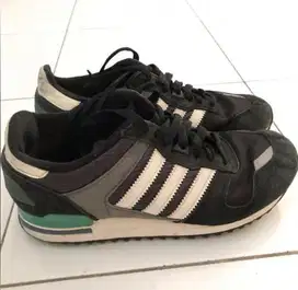Adidas ZX700 size 37