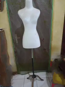 Patung display wanita dewasa + kaki