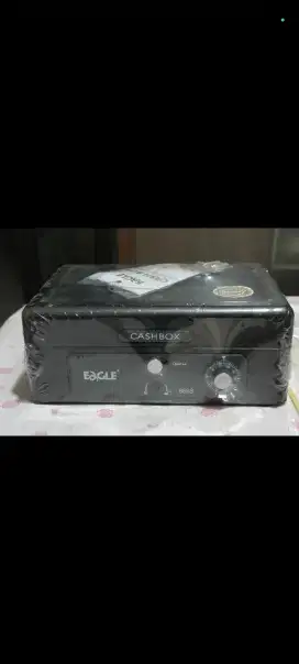 Cash box untuk penyimpanan uang dan perhiasan
