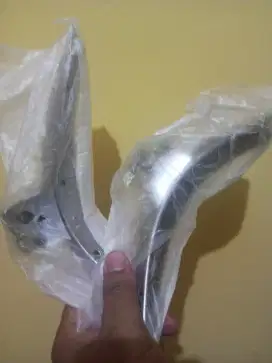 Di Jual KAKI TV Polytron 43 Original