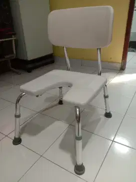 Kursi mandi lansia/ ibu hamil.