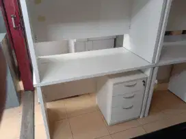 Di jual meja kerja# kantor