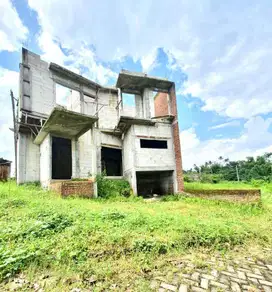 Tanah Ada Bangunan Belum Jadi, Kompleks Bagus Tirtasani Royal Resort
