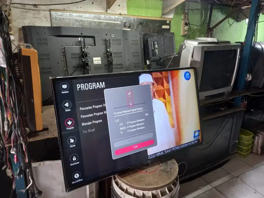 Service spesialis tv lcd