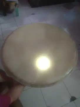 Meja marmer bulat
