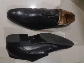 Sepatu Kulit Pria