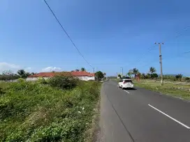 Jalan utama pangandaran, menghadap pantai barat cocok hotel dan resto