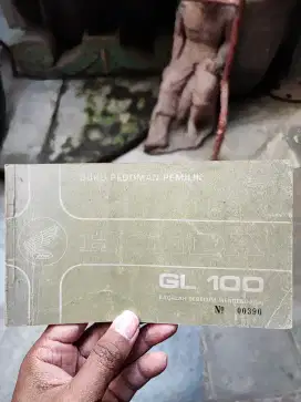 Buku Pedoman Pemilik Sepeda Motor Honda GL 100 thn 1979