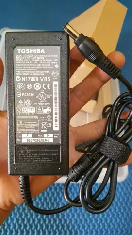 CASAN ORI LAPTOP TOSHIBA