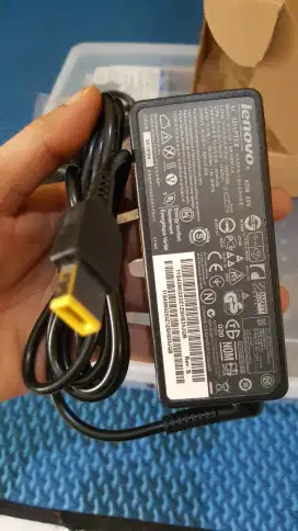 CASAN ORI LAPTOP LENOVO (mato USB)