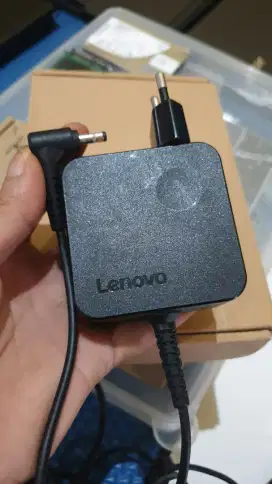 CASAN ORI LAPTOP LENOVO (IdeaPad series)