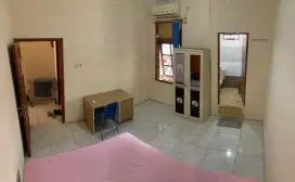 Kost exclusive dekat kampus c unair merr kalijudan