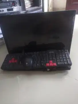 Lcd komputer dan keyboard