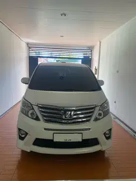 Toyota Alphard SC Premium Sound 2012 TIPE TERTINGGI