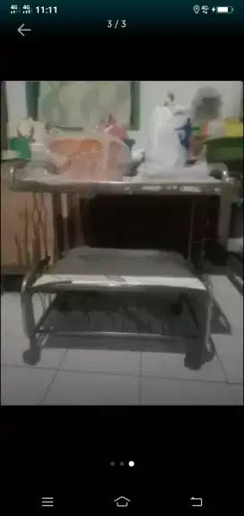 Dijual Meja Dorong Khusus TV