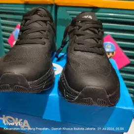 Sepatu Hoka Full Black size 42