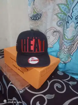 Topi NEWERA MIAMI HEAT