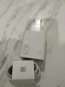 charger xiaomi 67watt bawaan xiaomi 14T