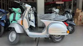 Dijual Vespa Px 150 1979 Full paper Stnk BPKB lengkap