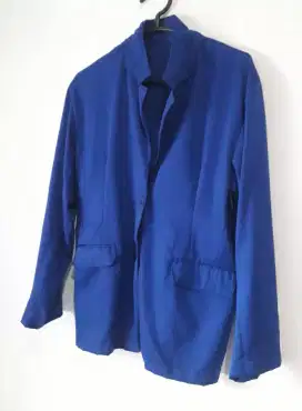 Baju blaser wanita,warna biru,size M.