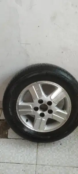 Velg Ban Serep Innova R15