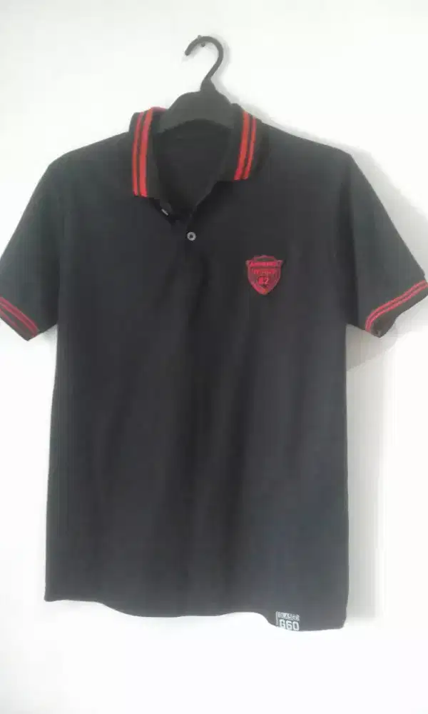 Kaos krah model polo.merk Glasgo.size M pria.