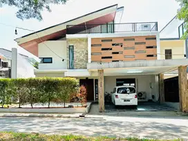 Di Jual Rumah di Kawasan Elit Lippo Cikarang Cluster Vassa Lake