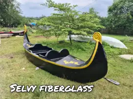 Jual perahu dayung gondola fiberglass,,siap kirim