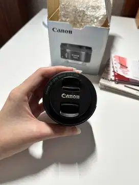 Canon EF Lens 50mm f/1.8 STM (Lensa Fix Canon 50mm)