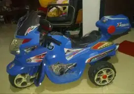 Mainan Motor Aki, merk Viper SRT-10 kondisi mati tidak ada akinya ya