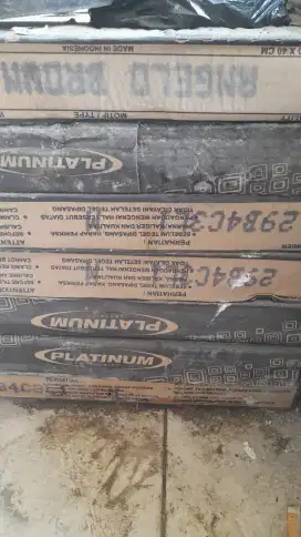 Jual Cepat. Kramik PLATINUM 40x40 Angelo Brown