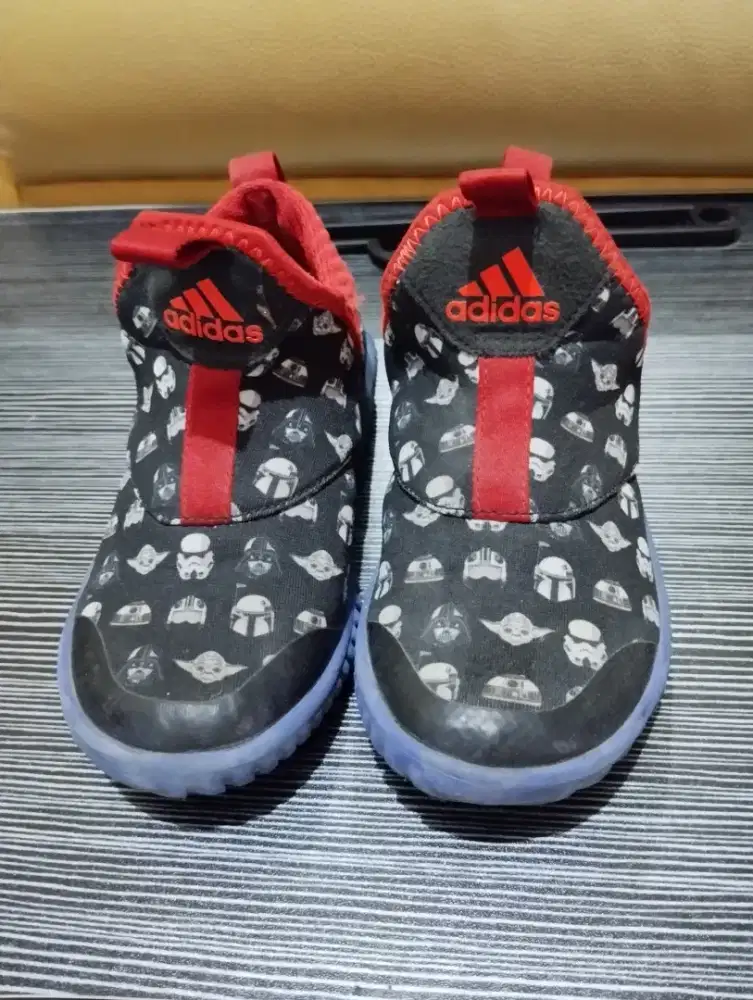 sepatu Adidas anak starwars hitam