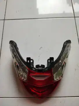 Lampu Belakang Stop Lamp Reflector Asli Bawaan Stanley Honda Vario 110