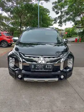 Mitsubishi expander cross mt