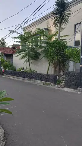 Rumah baru jadi lokasi di Bsd ice, dekat puspitek