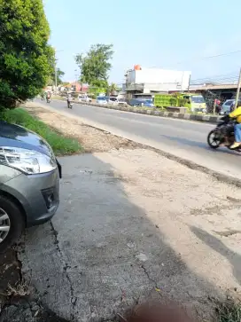 Rumah 2 bonus gedung walet