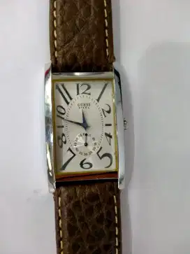 Jam tangan pria Guess kulit coklat original