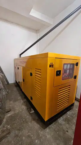 Dijual Genset Stamfo rd 35 KVA Kondisi Mulus Siap Pakai