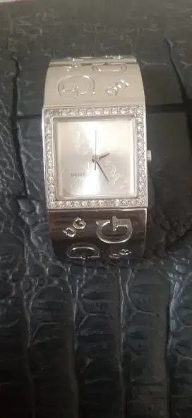 Guess watch ori 170607L1