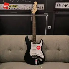 Gitar Elektrik Squier Debut Series Stratocaster Electric Guitar, Laure