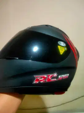 Helm full face KYT RC Seven