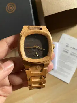 Jam tangan matoa